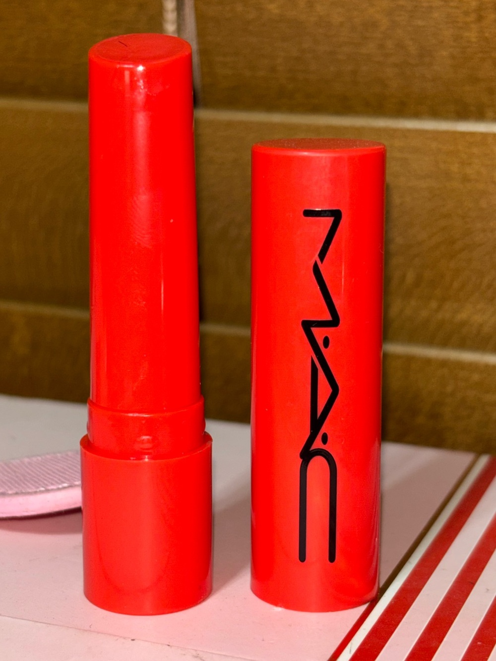 MAC Heat Sensor Squirt Plumping Gloss Stick
